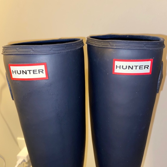 Women’s Navy Hunter Rainboots - Picture 3 of 4